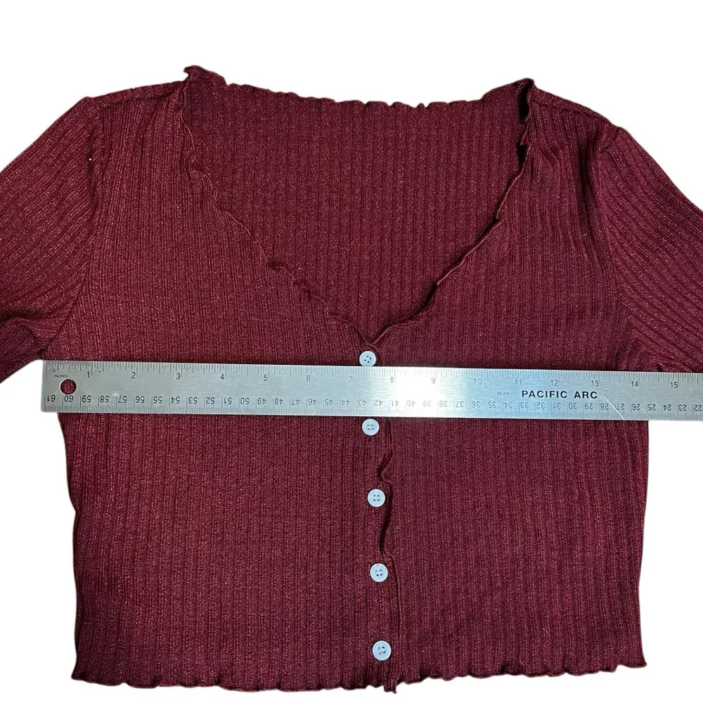American Eagle Lettuce Trimmed Ribbed Burgundy Cardigan Button Down Size Small - Picture 3 of 6
